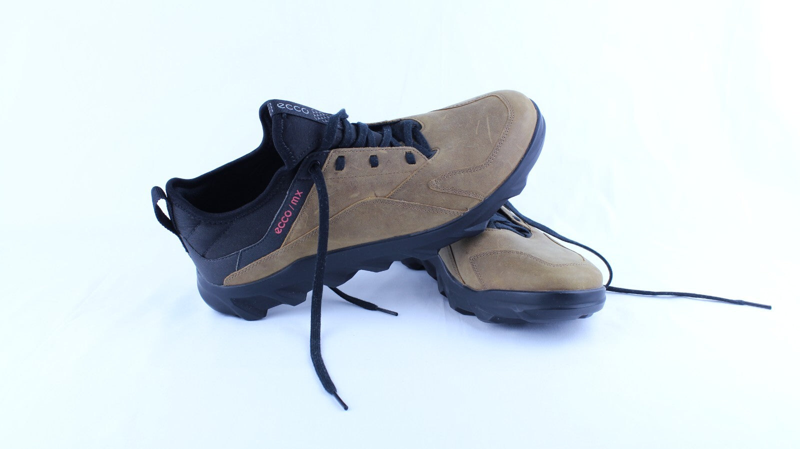 Ecco MX Low 820184 02034 Camel Brown Hiking Trail Sneaker Shoes 9 US 42EU