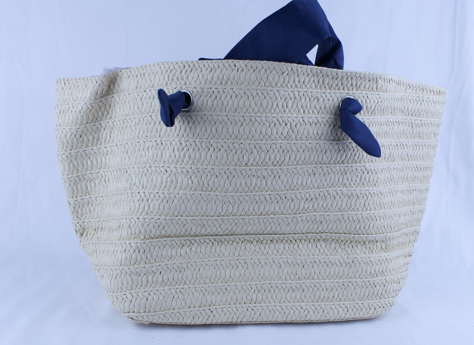 Neiman Marcus Medium Woven Straw Tote Bag Beach Navy Blue Fabric Handles 