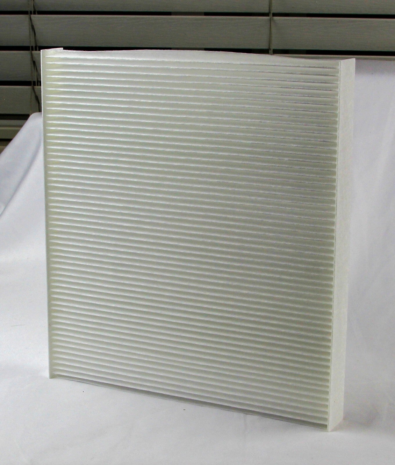 Cabin Air Filter For 15-17 Chrysler 200 / 14-18 Jeep Cherokee 68223044AA