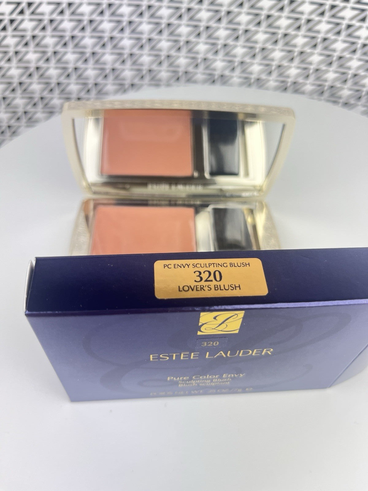 Estee Lauder Pure Color Envy Sculpting Blush 320 Lover's Blush  7g/0.25oz